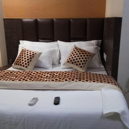 Hotel Stay House Нью-Делі Екстер'єр фото