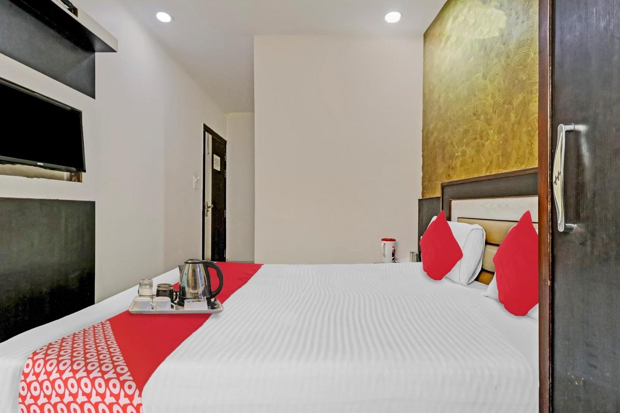 Hotel Stay House Нью-Делі Екстер'єр фото